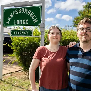 landsborough-lodge-motel.queenslandhotels.net/