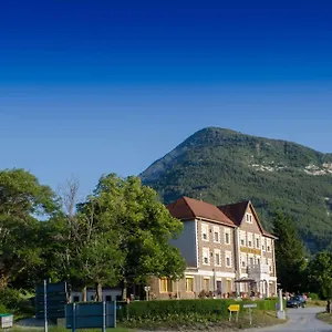 Et Forêt Hotel Saint-André-les-Alpes